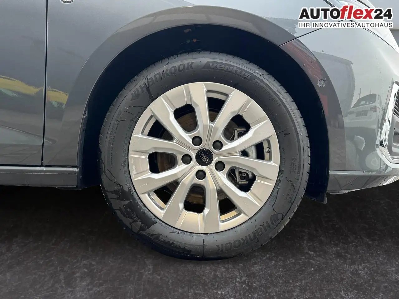 Ford Tourneo 9