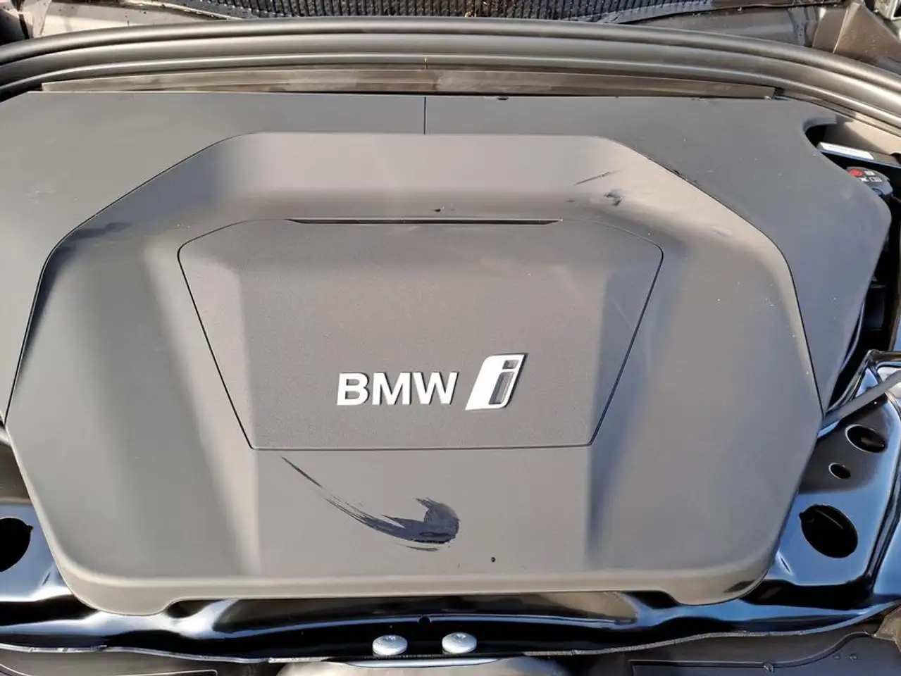 BMW iX2 9