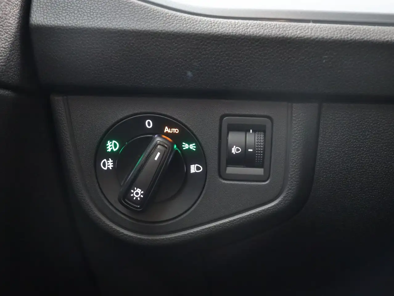 Volkswagen Polo 11