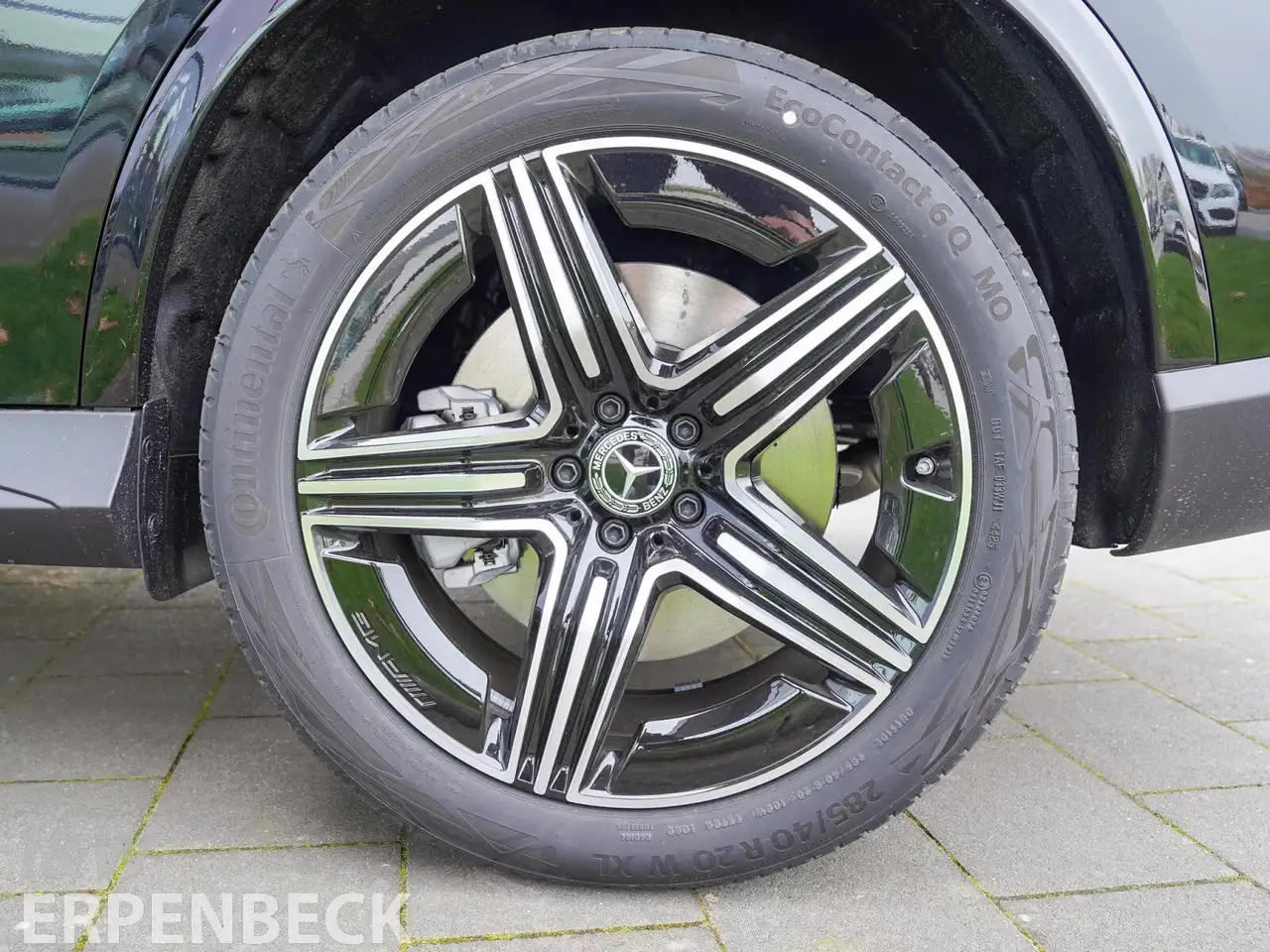 Mercedes-Benz GLC 300 11