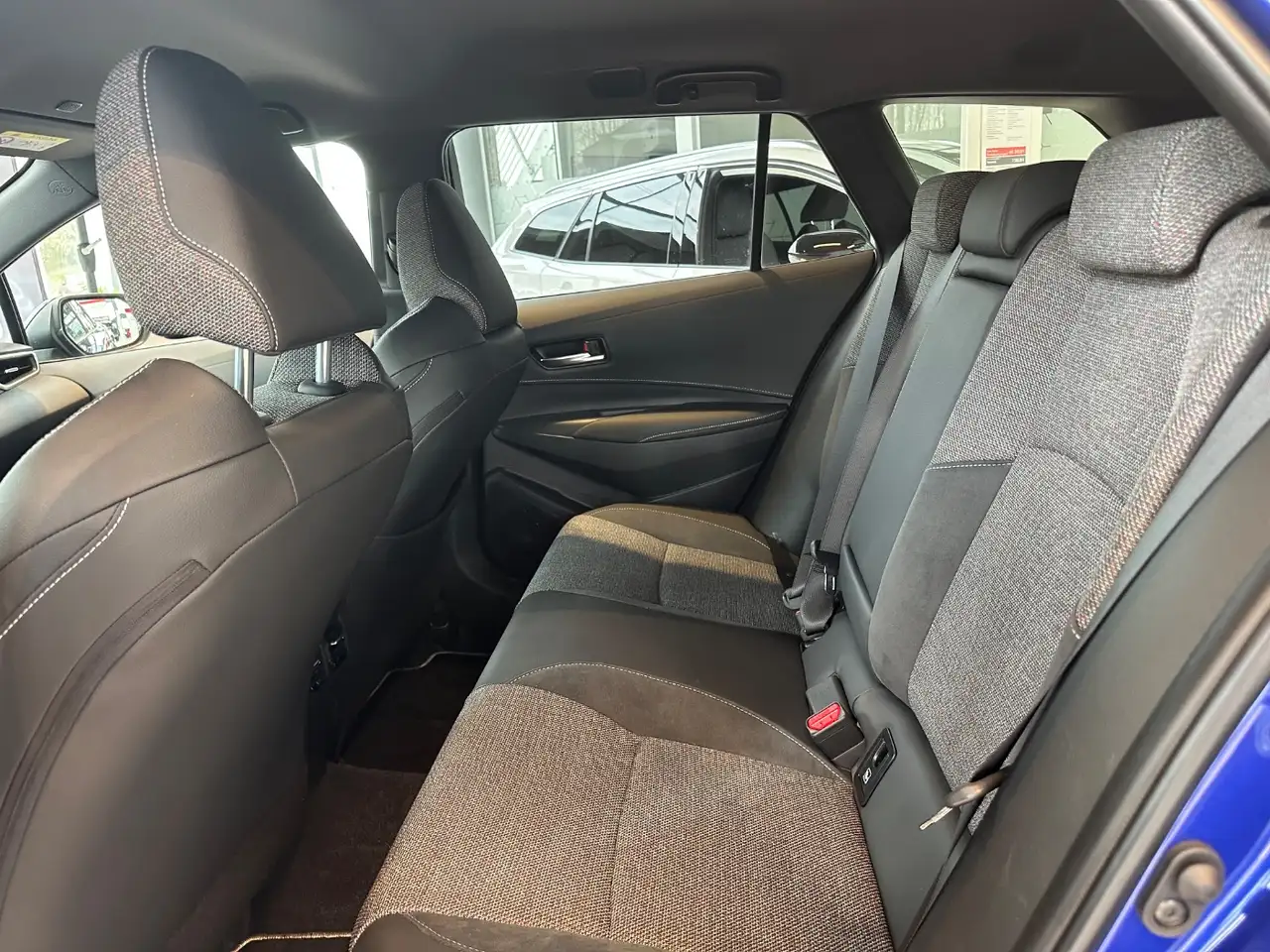 Toyota Corolla 13