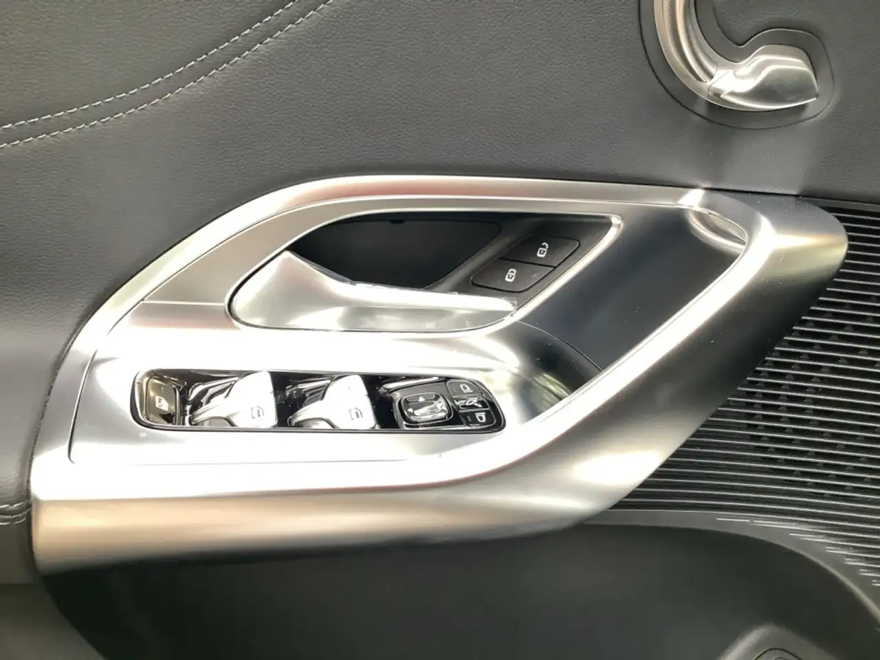 Mercedes-Benz GLC 400 9