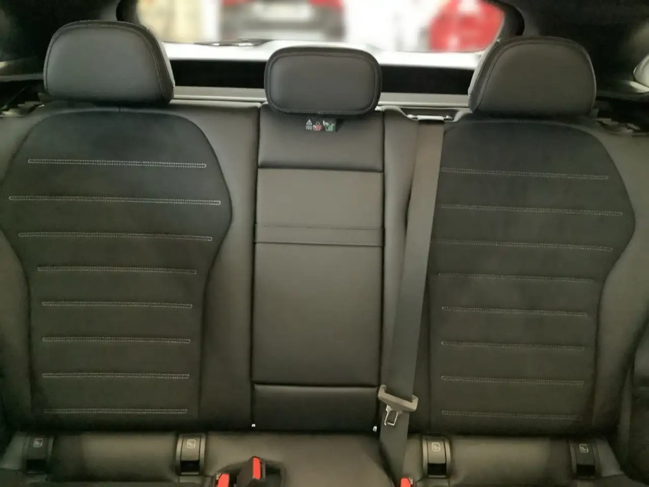 Mercedes-Benz GLC 400 13