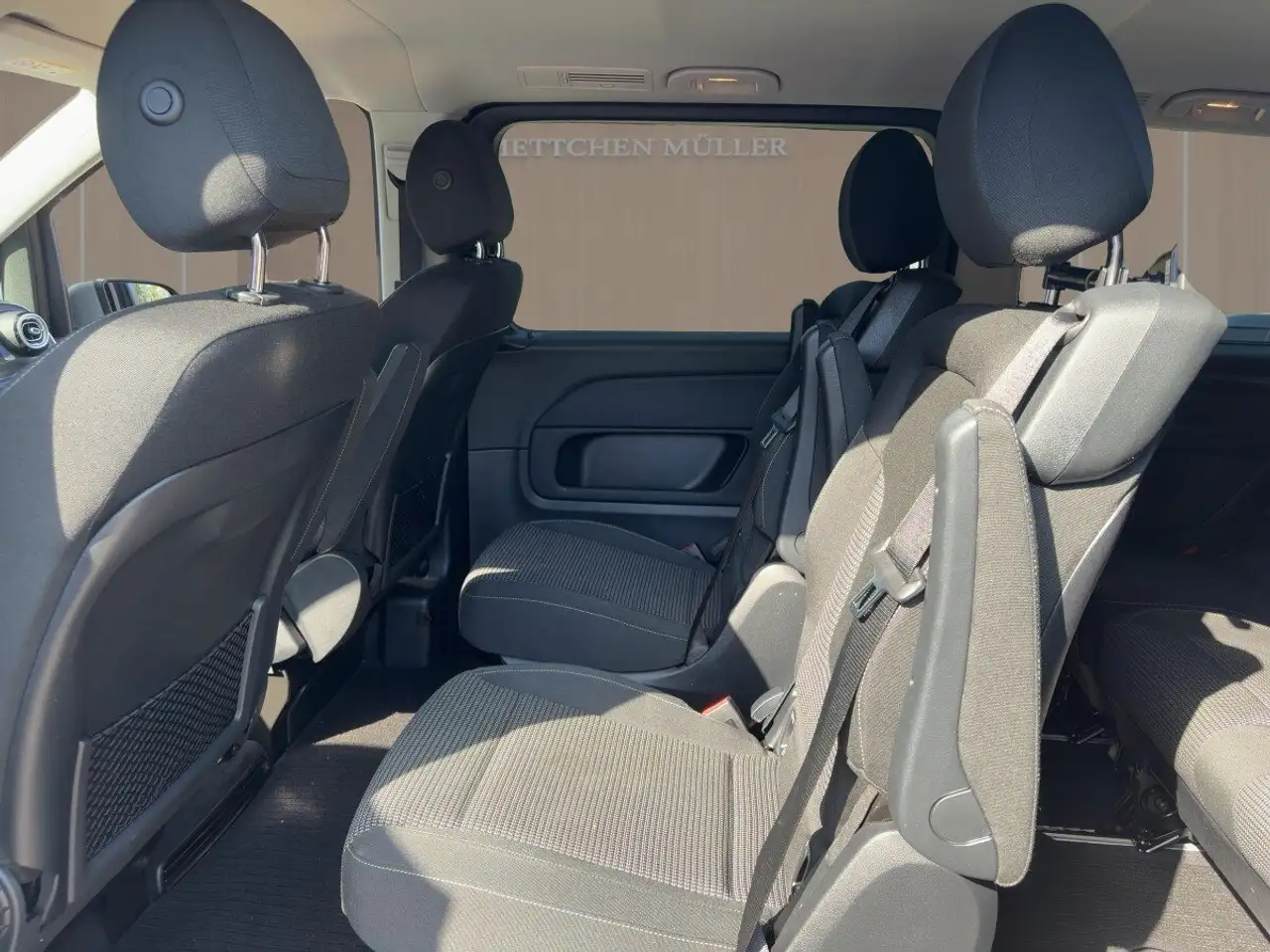 Mercedes-Benz V 250 7
