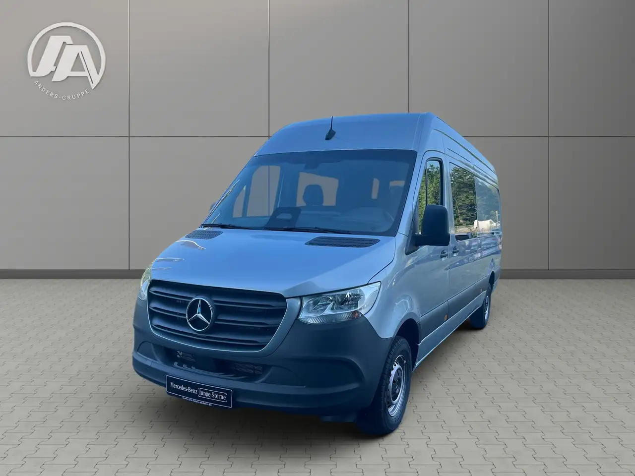 Mercedes-Benz Sprinter 317 3