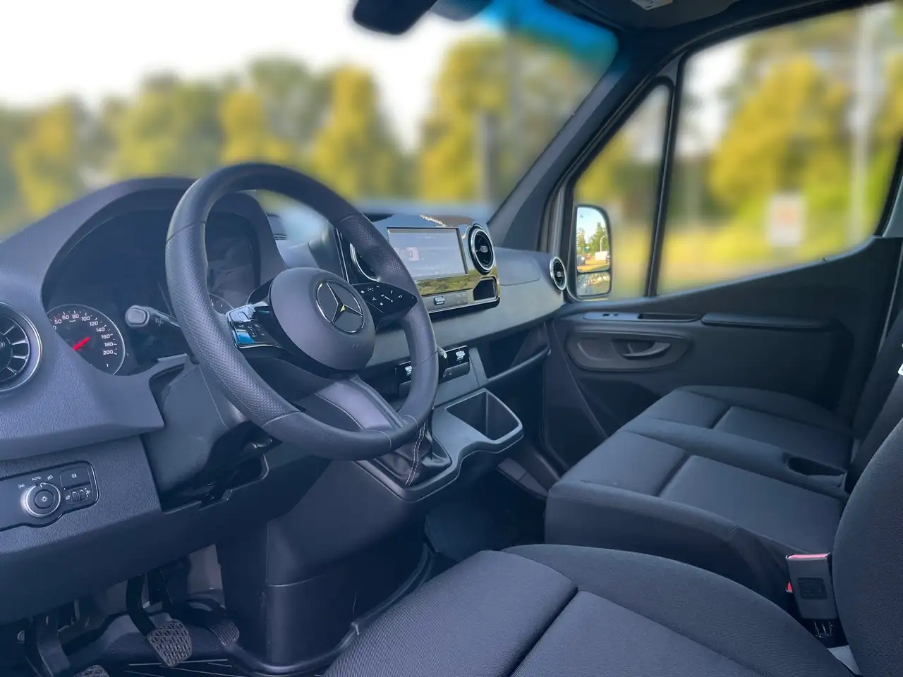 Mercedes-Benz Sprinter 317 9