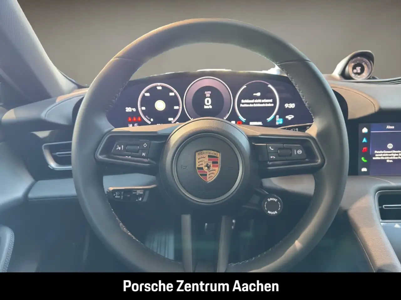 Porsche Taycan 4 13