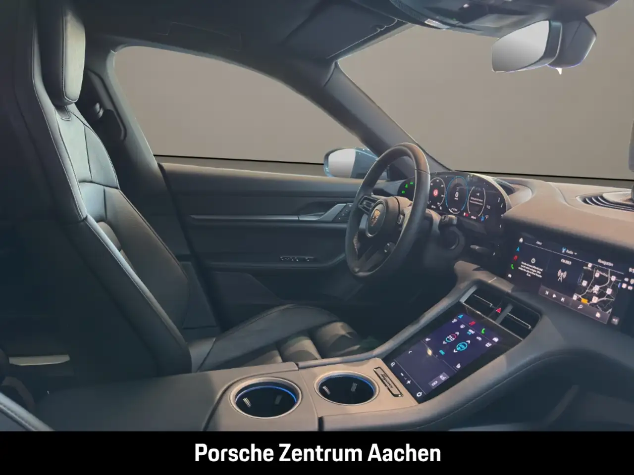 Porsche Taycan 4 14