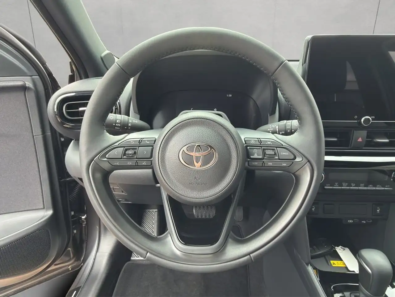Toyota Yaris 11