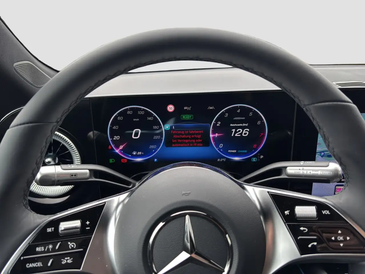 Mercedes-Benz CLA 180 11