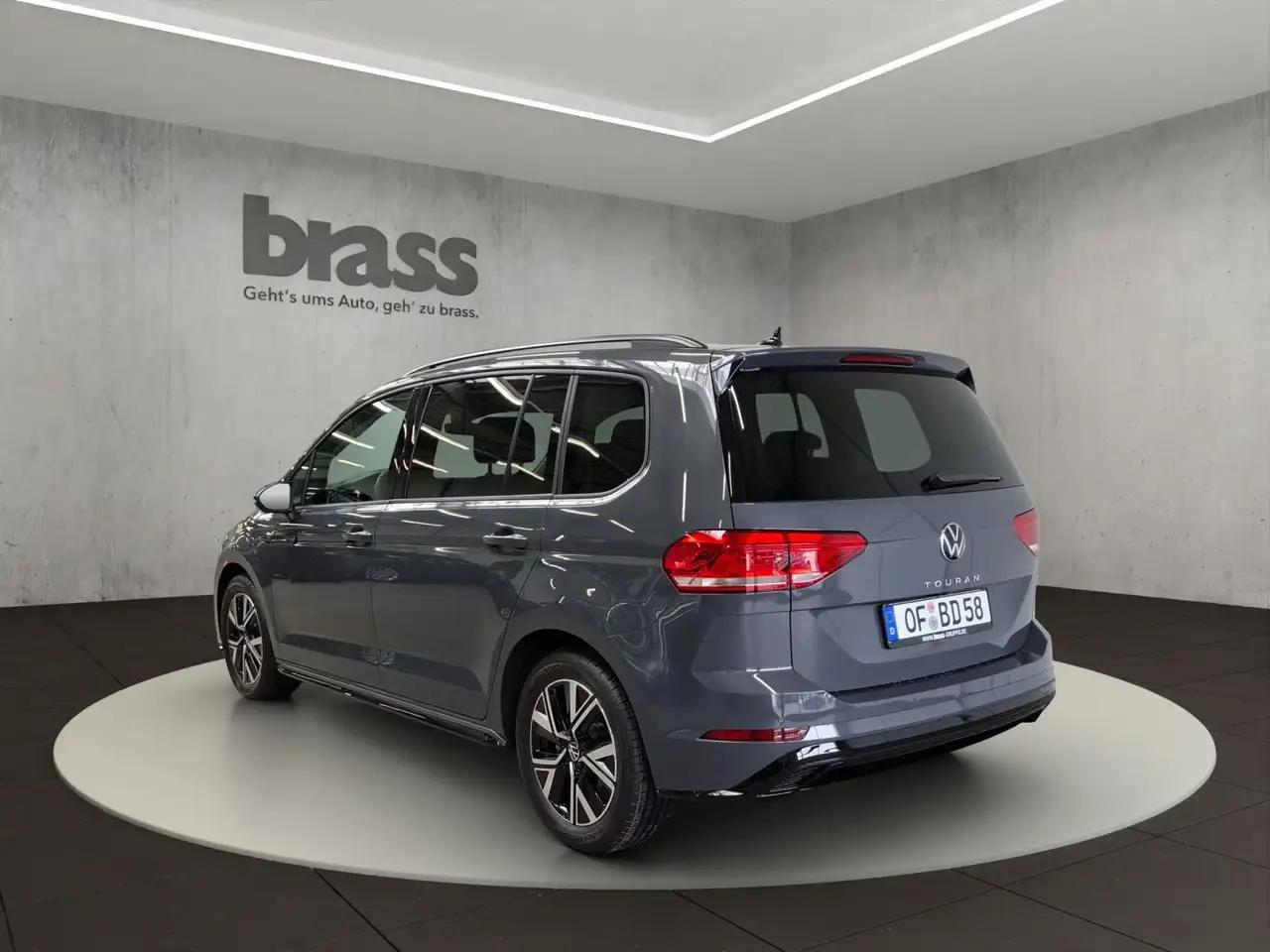 Volkswagen Touran 3