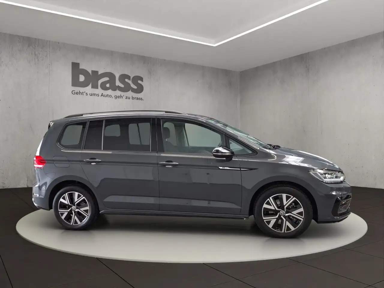 Volkswagen Touran 6