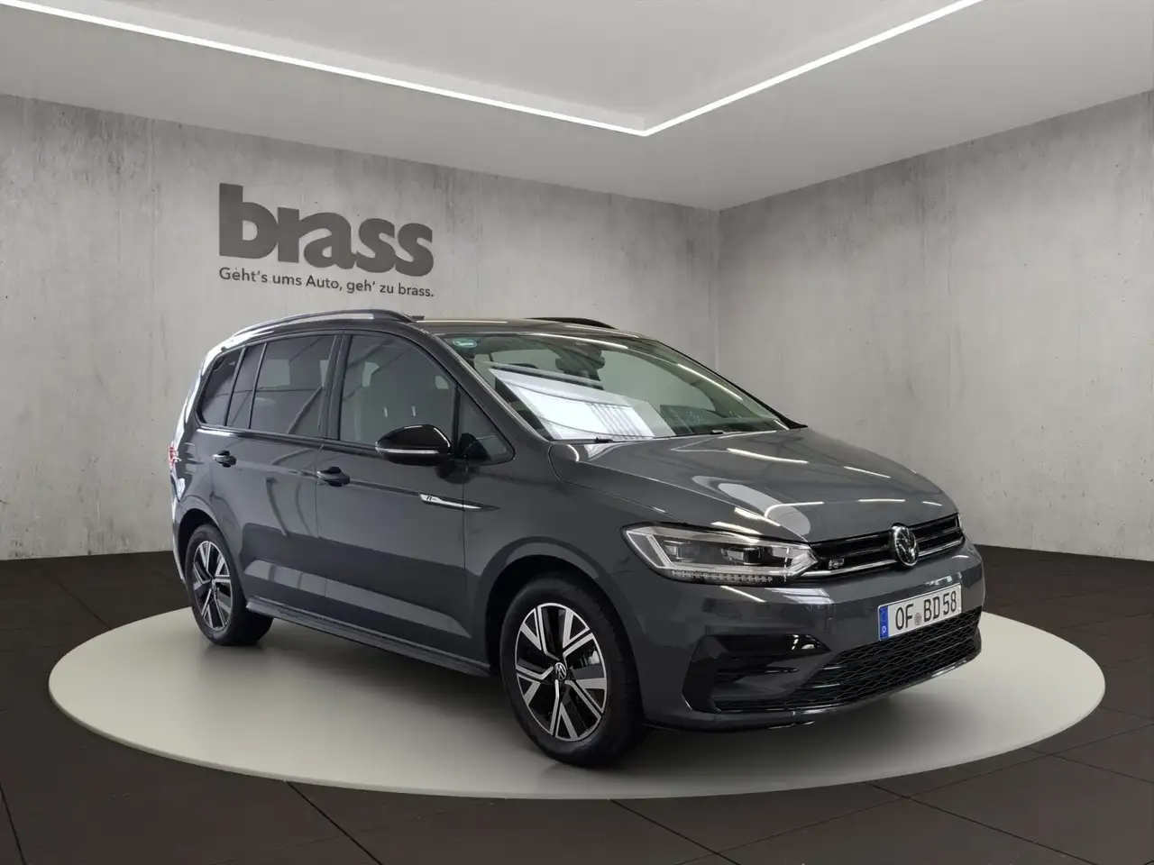 Volkswagen Touran 7