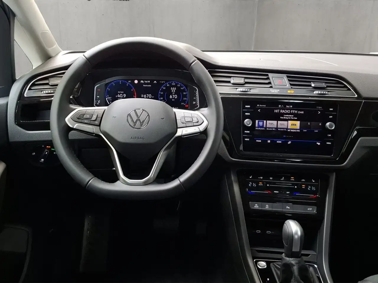 Volkswagen Touran 13