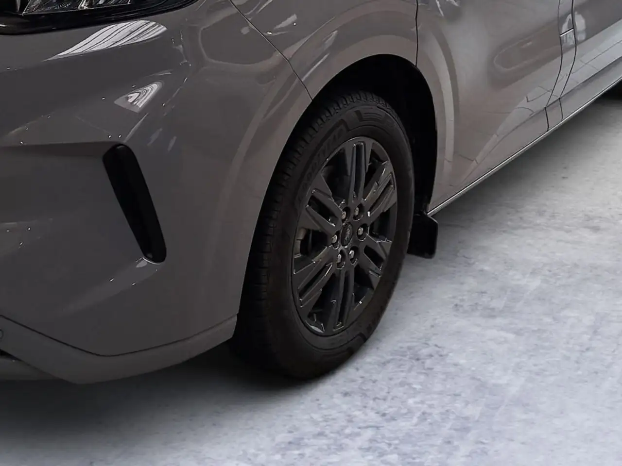 Ford Nugget 6
