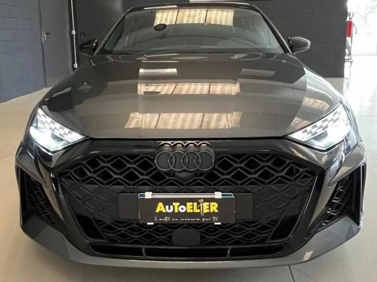 Audi RS3 4