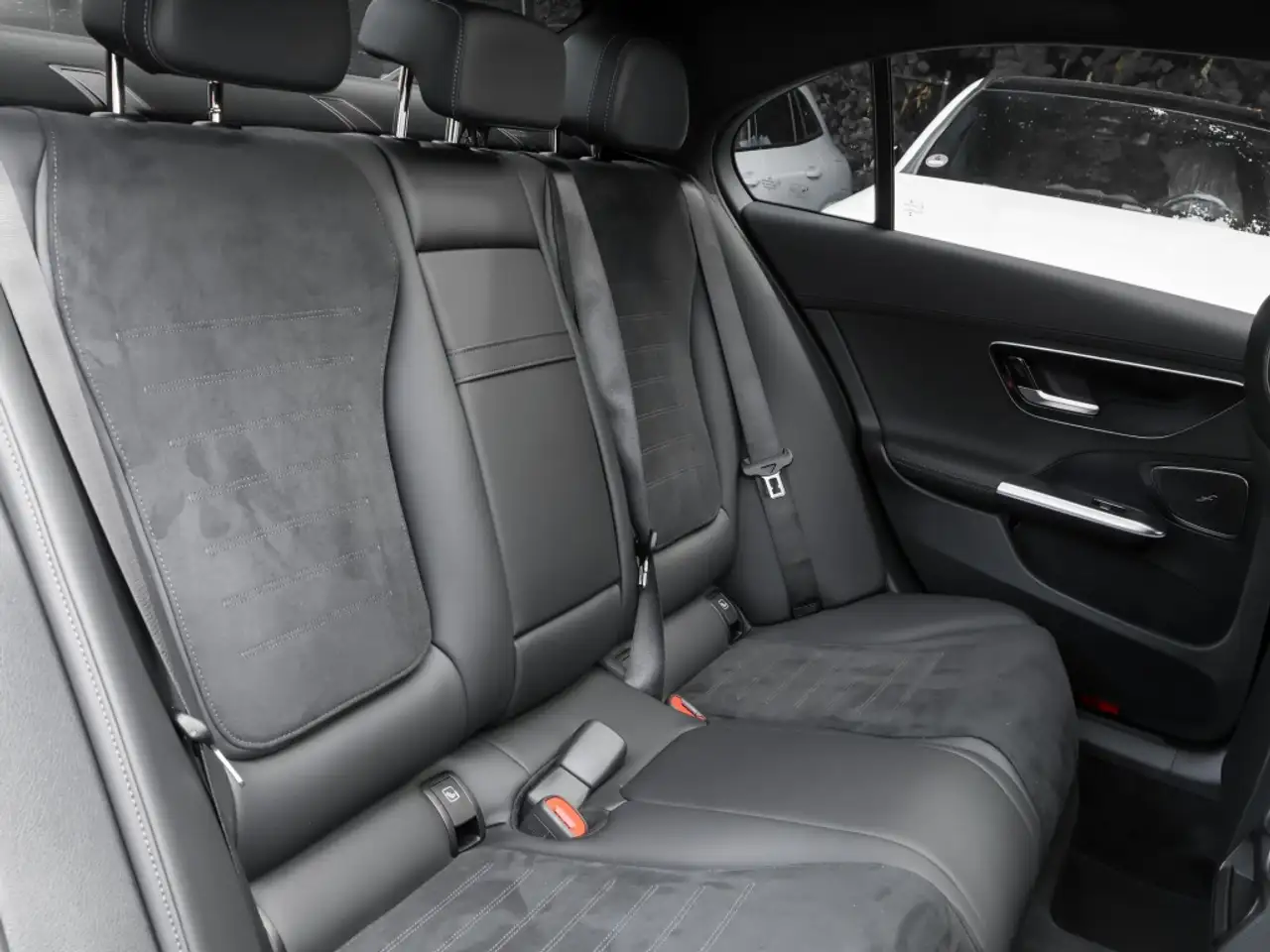 Mercedes-Benz C 220 7