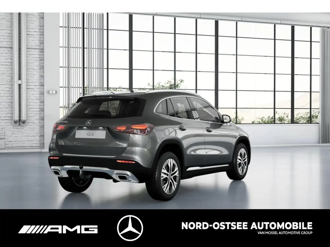 Mercedes-Benz GLA 200 2
