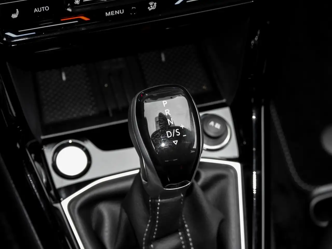 Volkswagen T-Cross 10