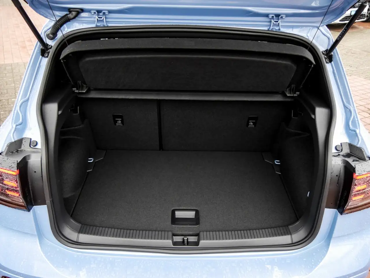 Volkswagen T-Cross 12