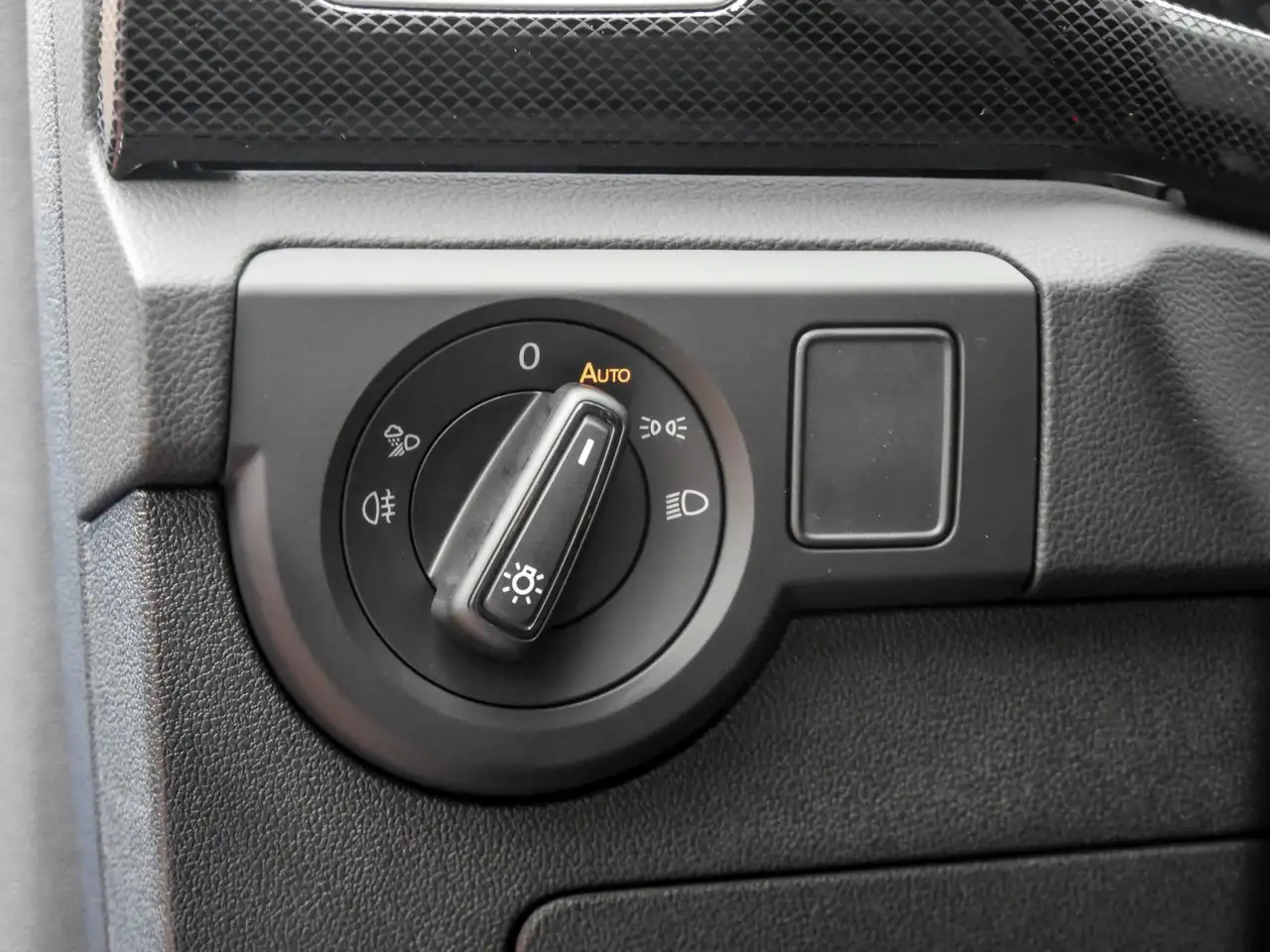 Volkswagen T-Cross 14
