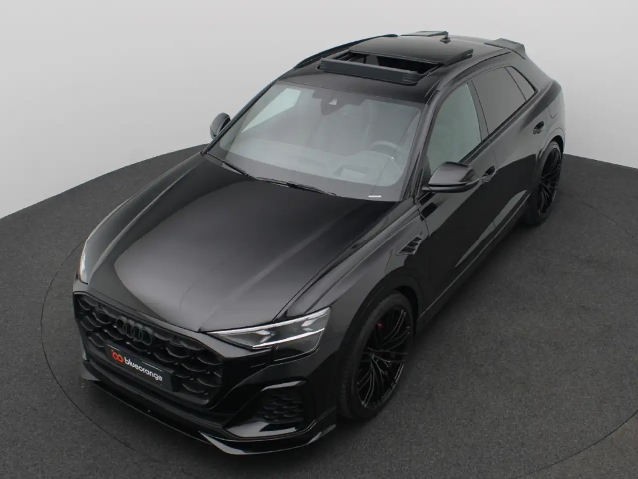 Audi Q8 8