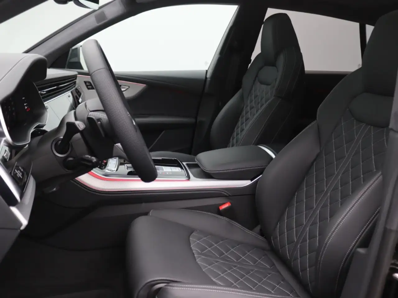 Audi Q8 10