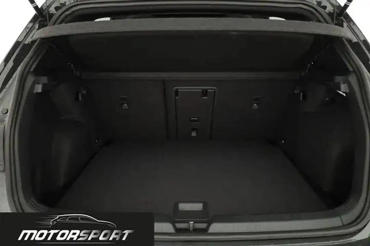 Volkswagen Golf 12