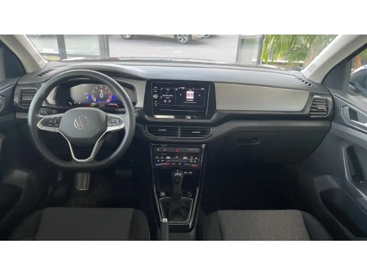 Volkswagen T-Cross 14
