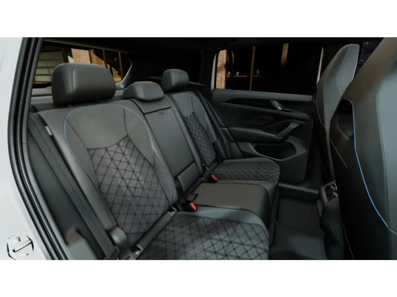 Volkswagen Tiguan 9