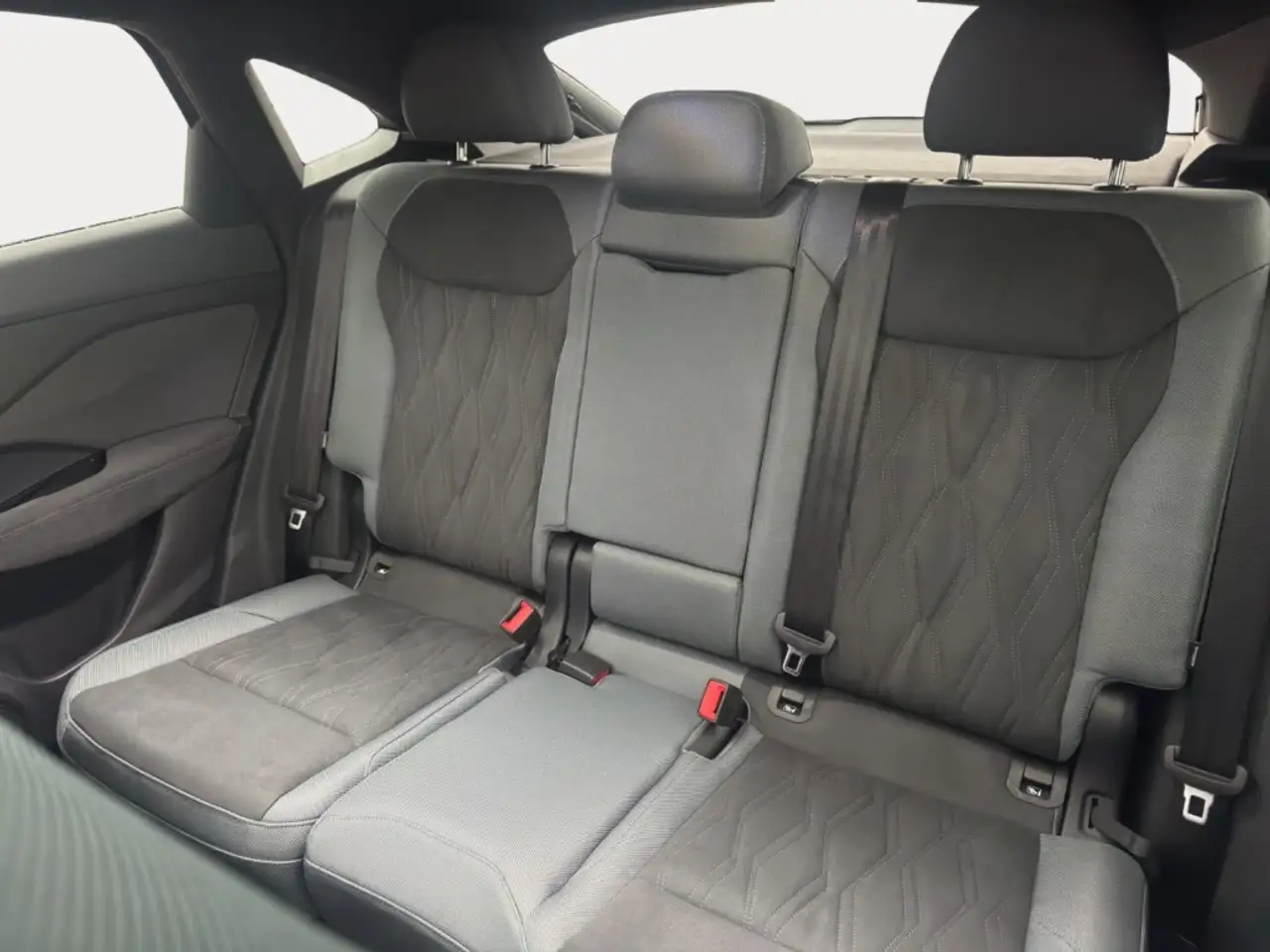 Audi Q3 13