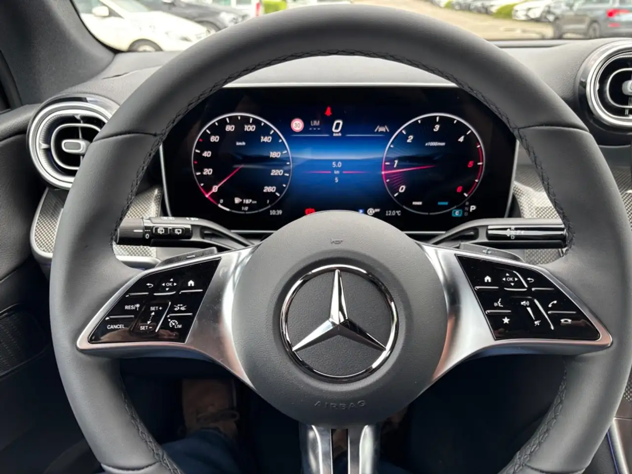 Mercedes-Benz GLC 220 7