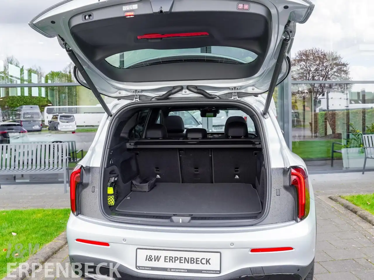 Mercedes-Benz GLB 250 7