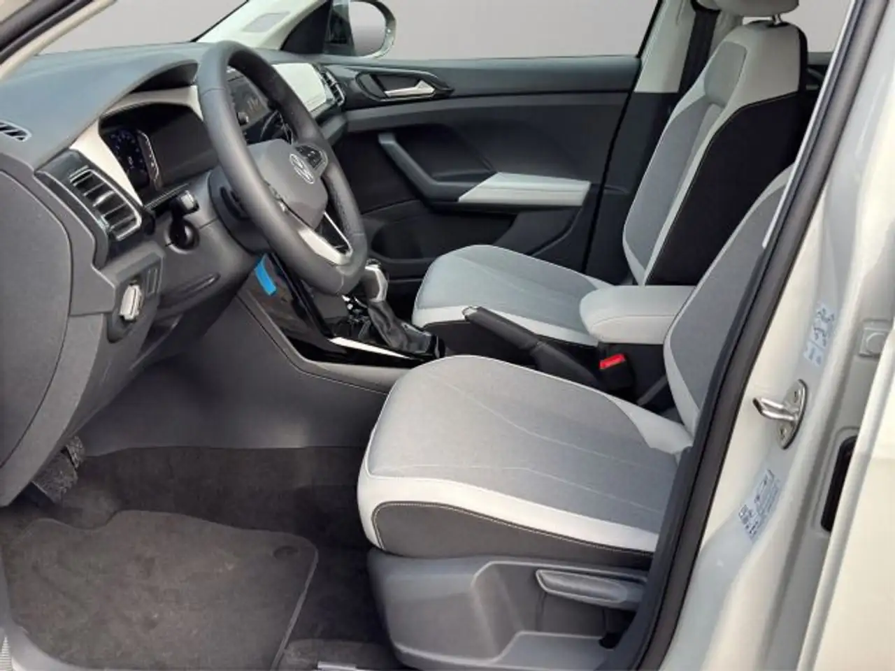 Volkswagen T-Cross 9
