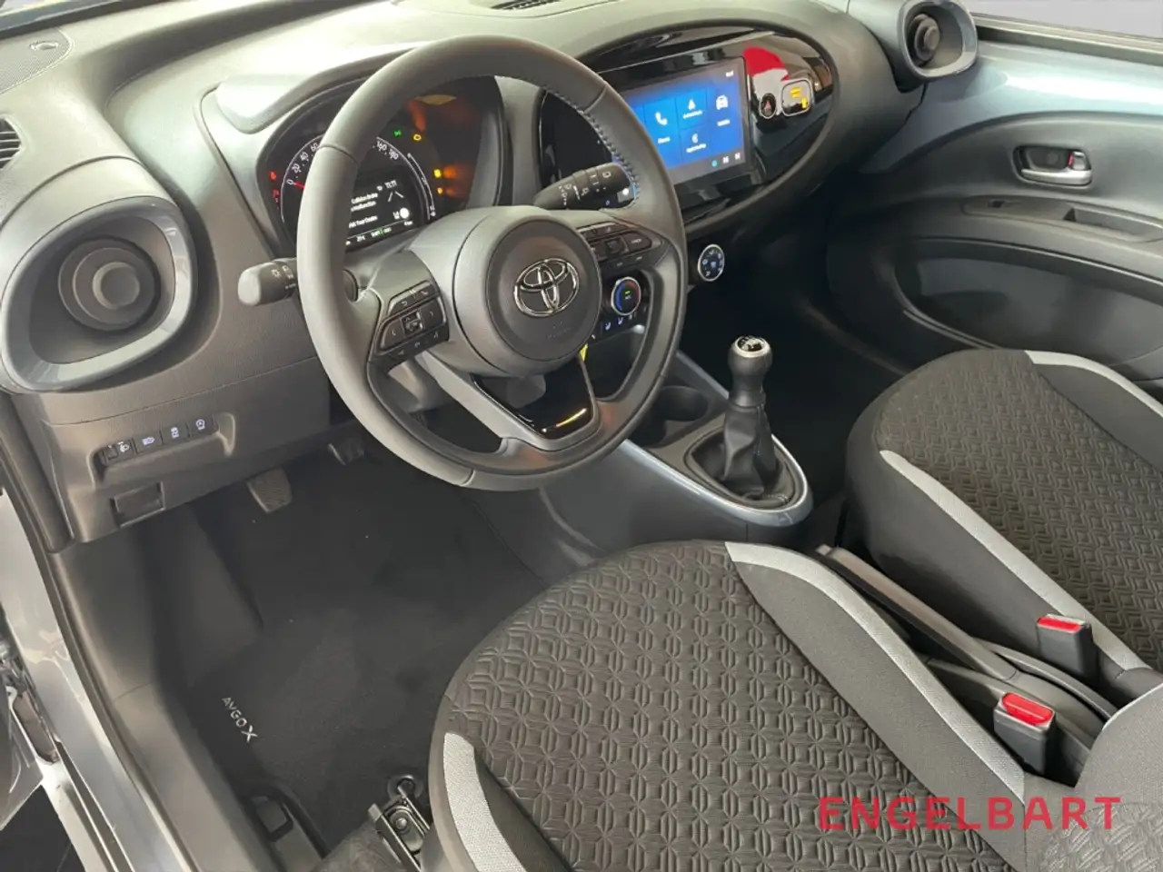Toyota Aygo X 7