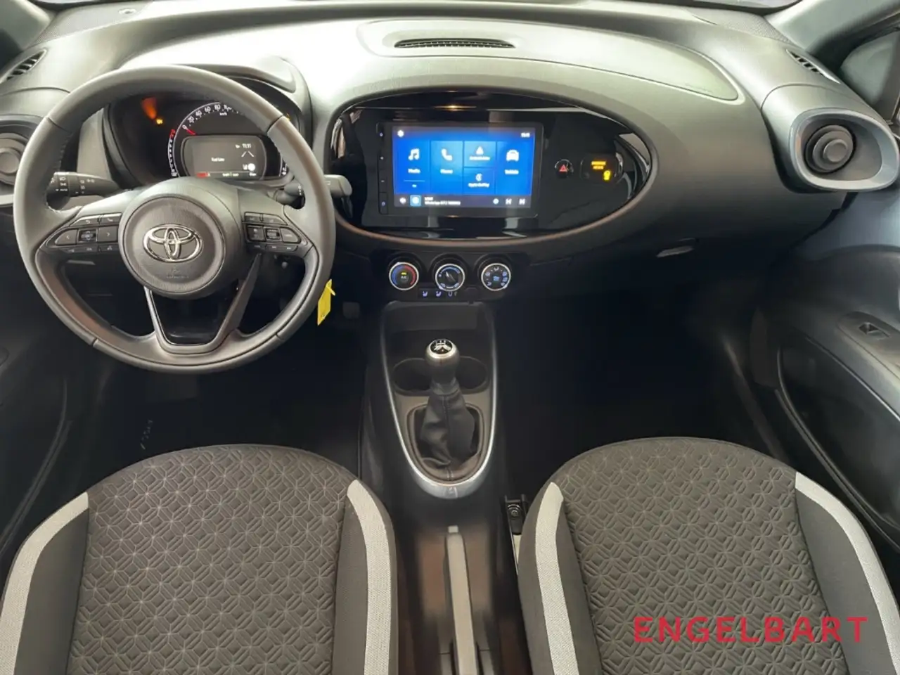 Toyota Aygo X 9