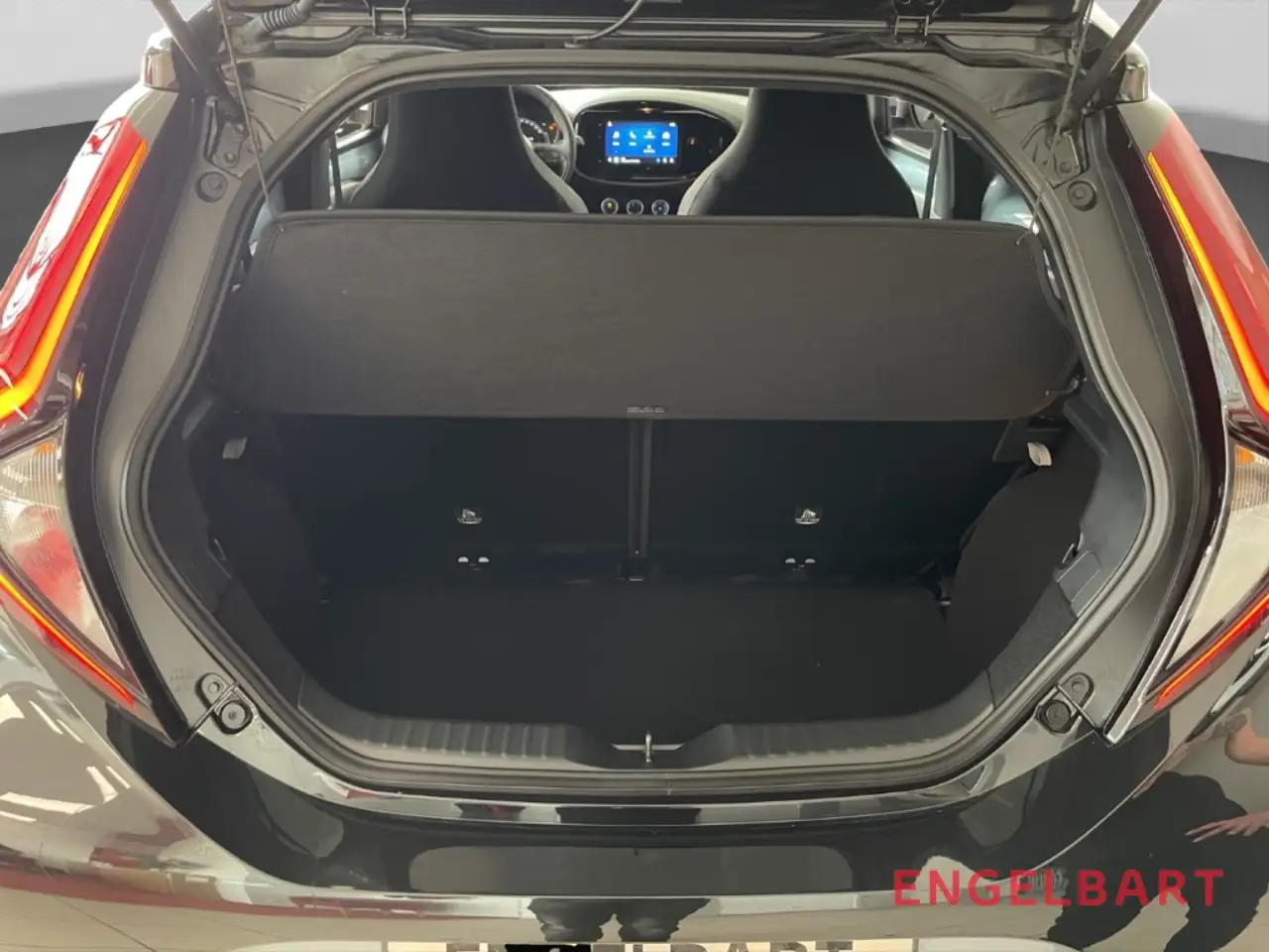 Toyota Aygo X 13