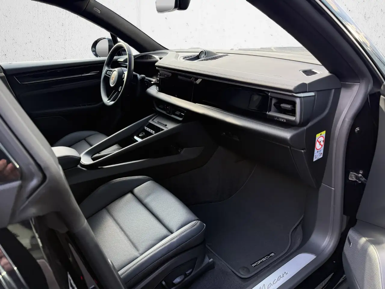 Porsche Macan 12