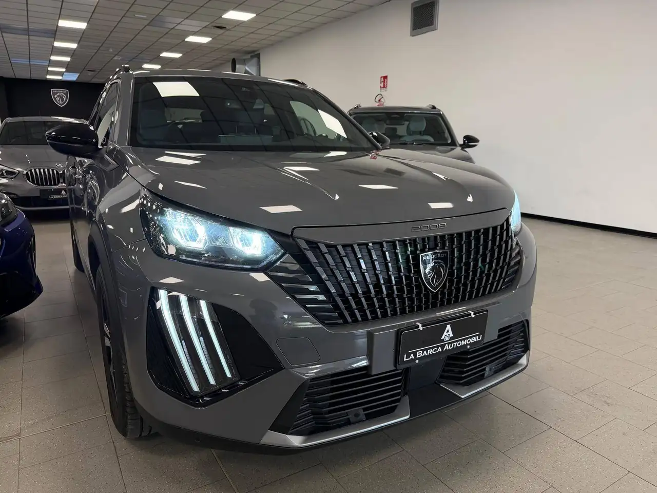 Peugeot 2008 4