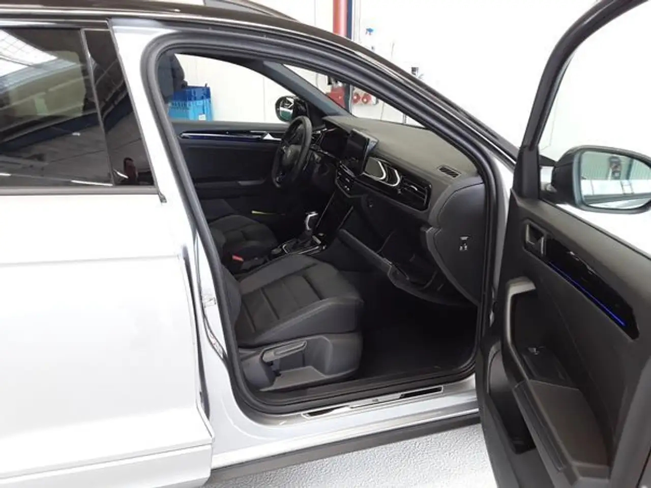 Volkswagen T-Roc 8
