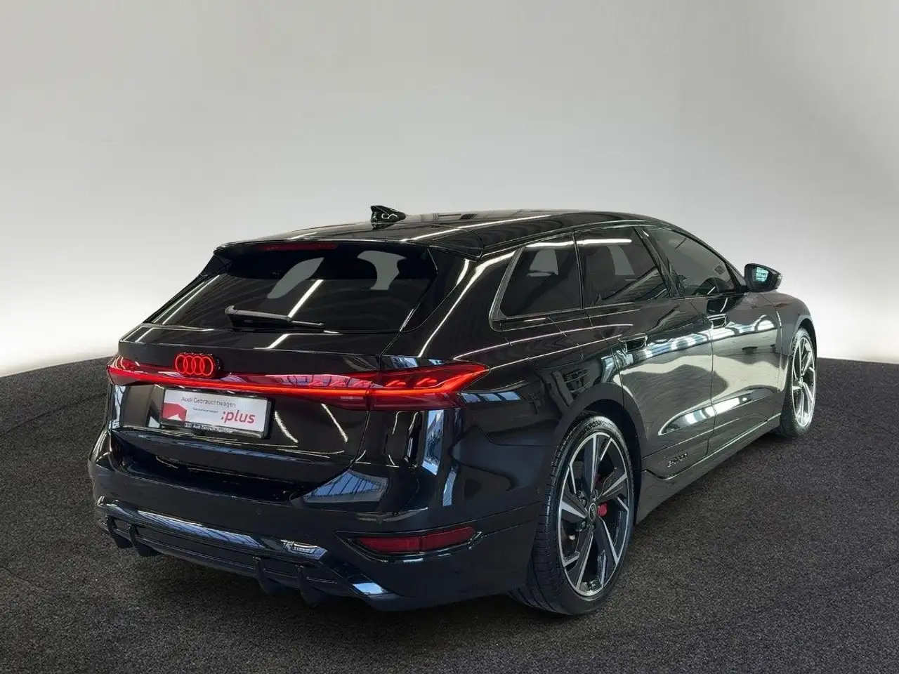 Audi S6 5