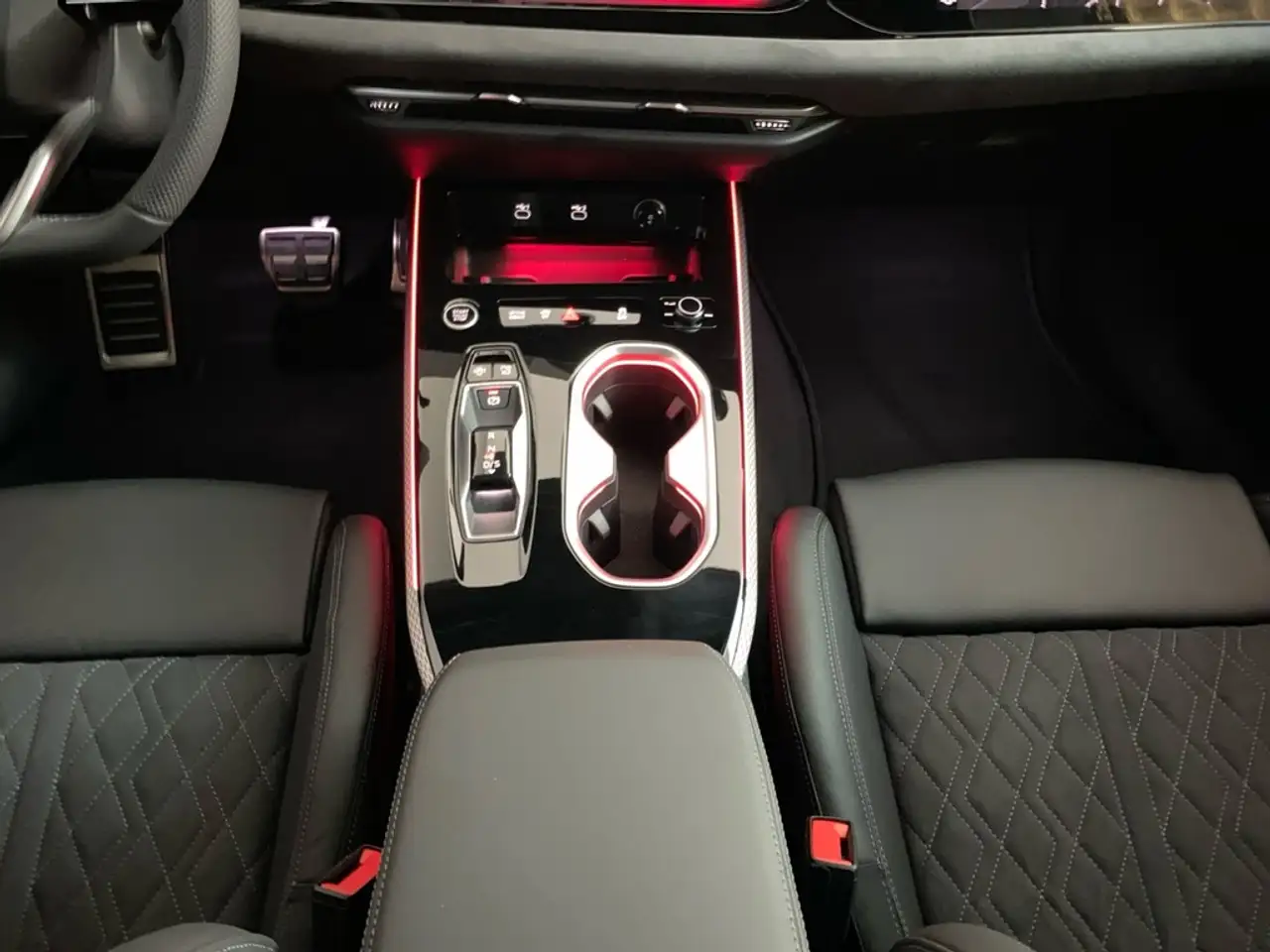 Audi A6 11