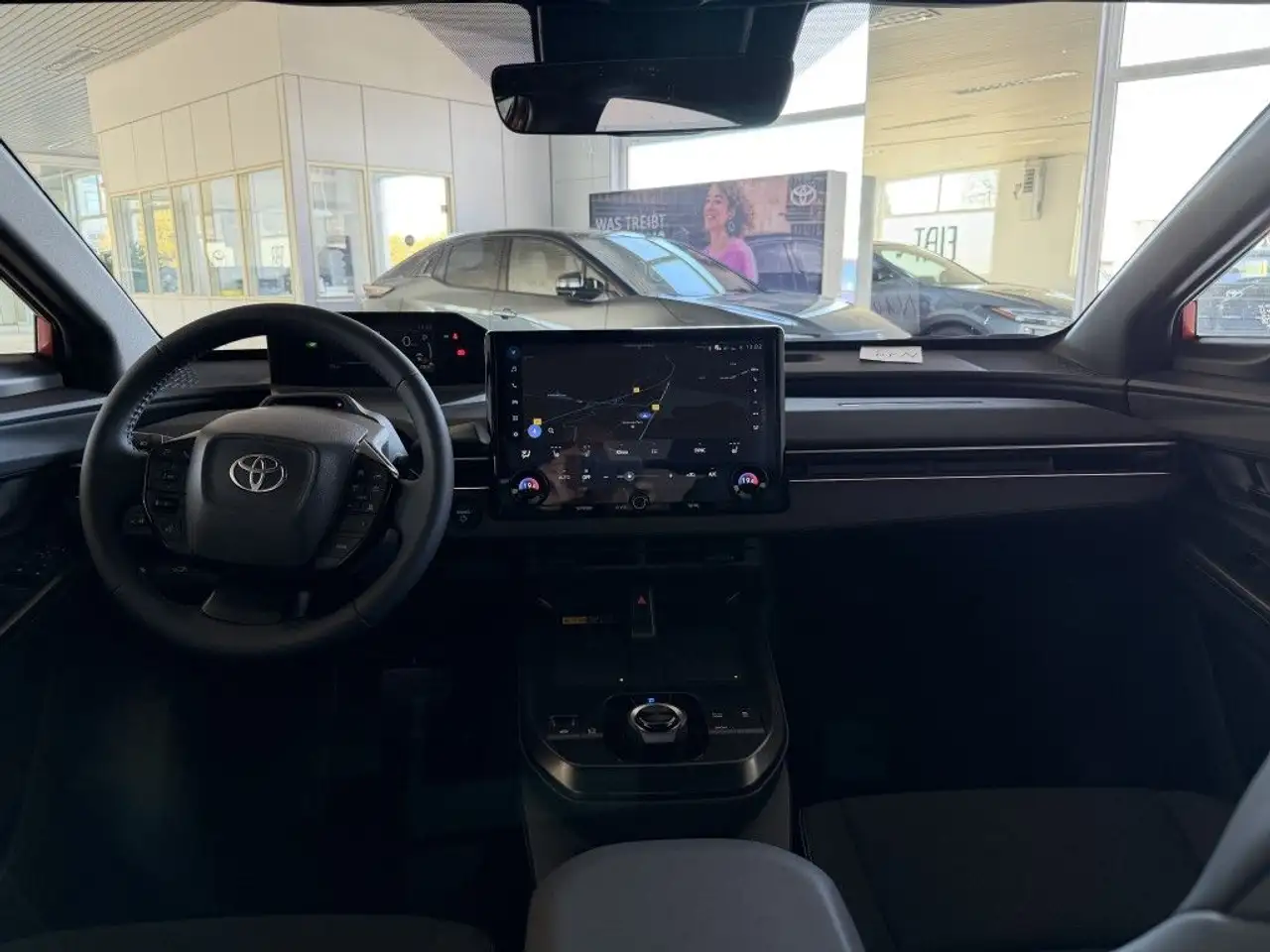 Toyota C-HR 10