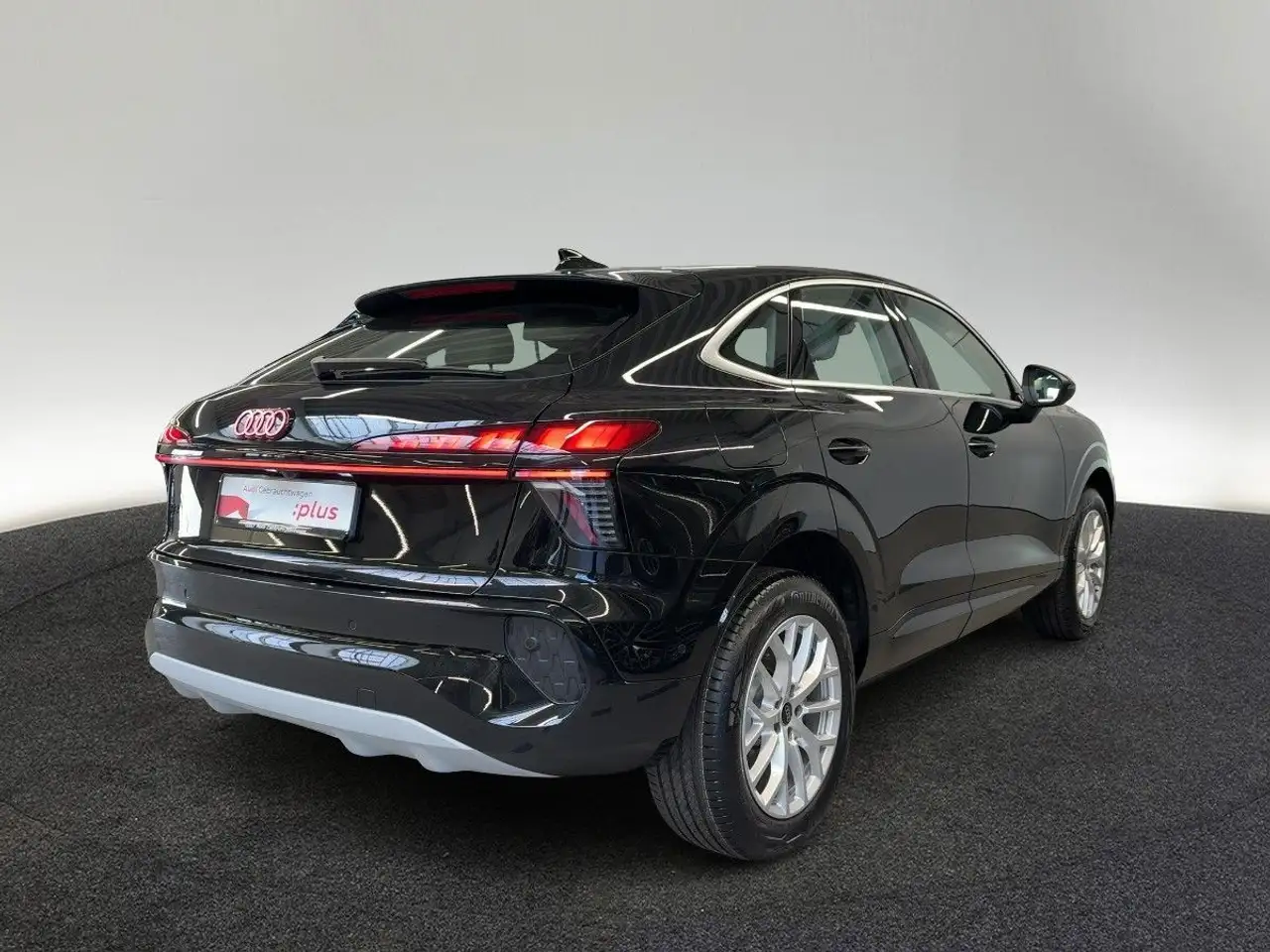 Audi Q3 5