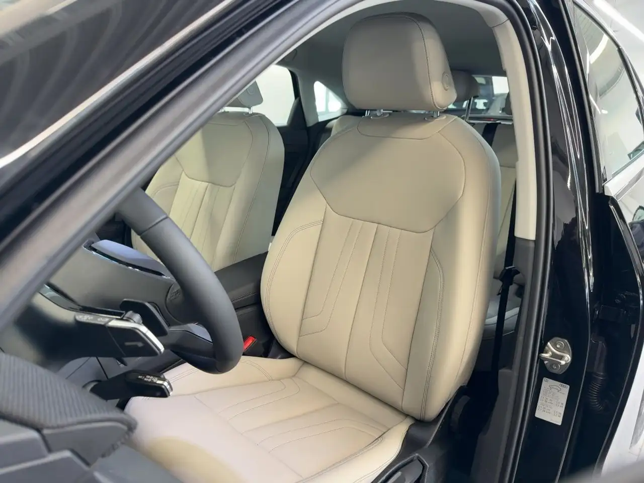 Audi Q3 14