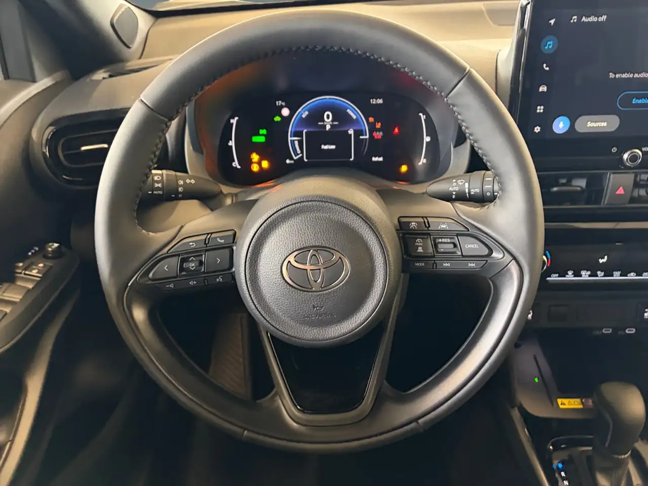 Toyota Yaris 13