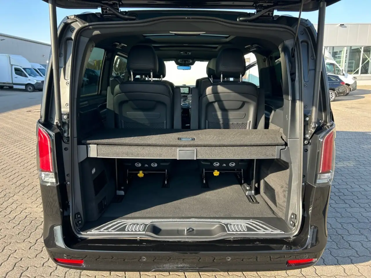 Mercedes-Benz V 300 13
