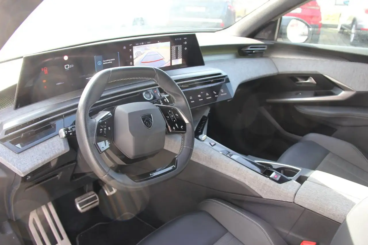 Peugeot 5008 9