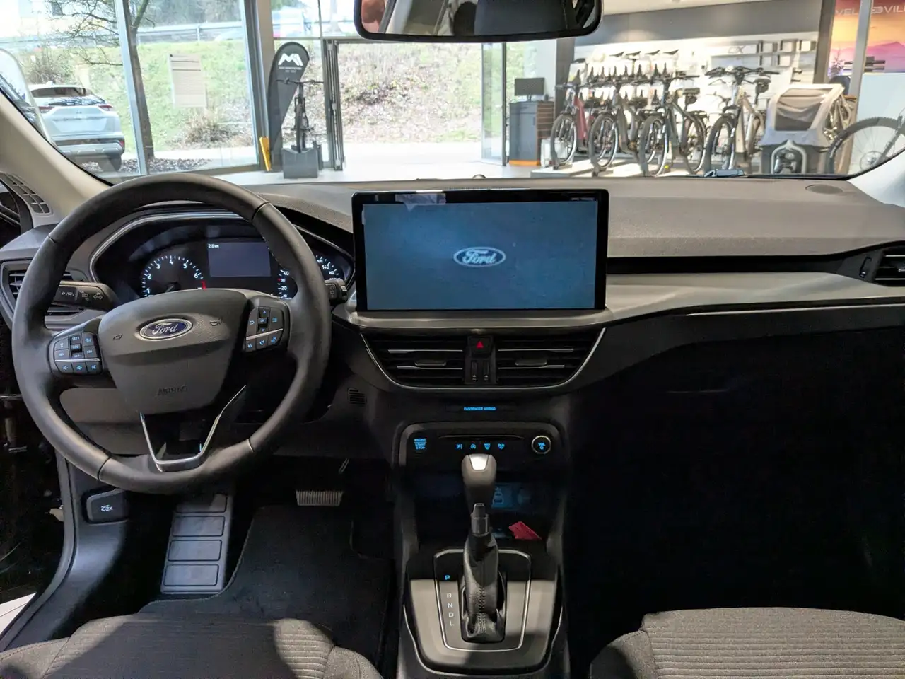 Ford Focus 6