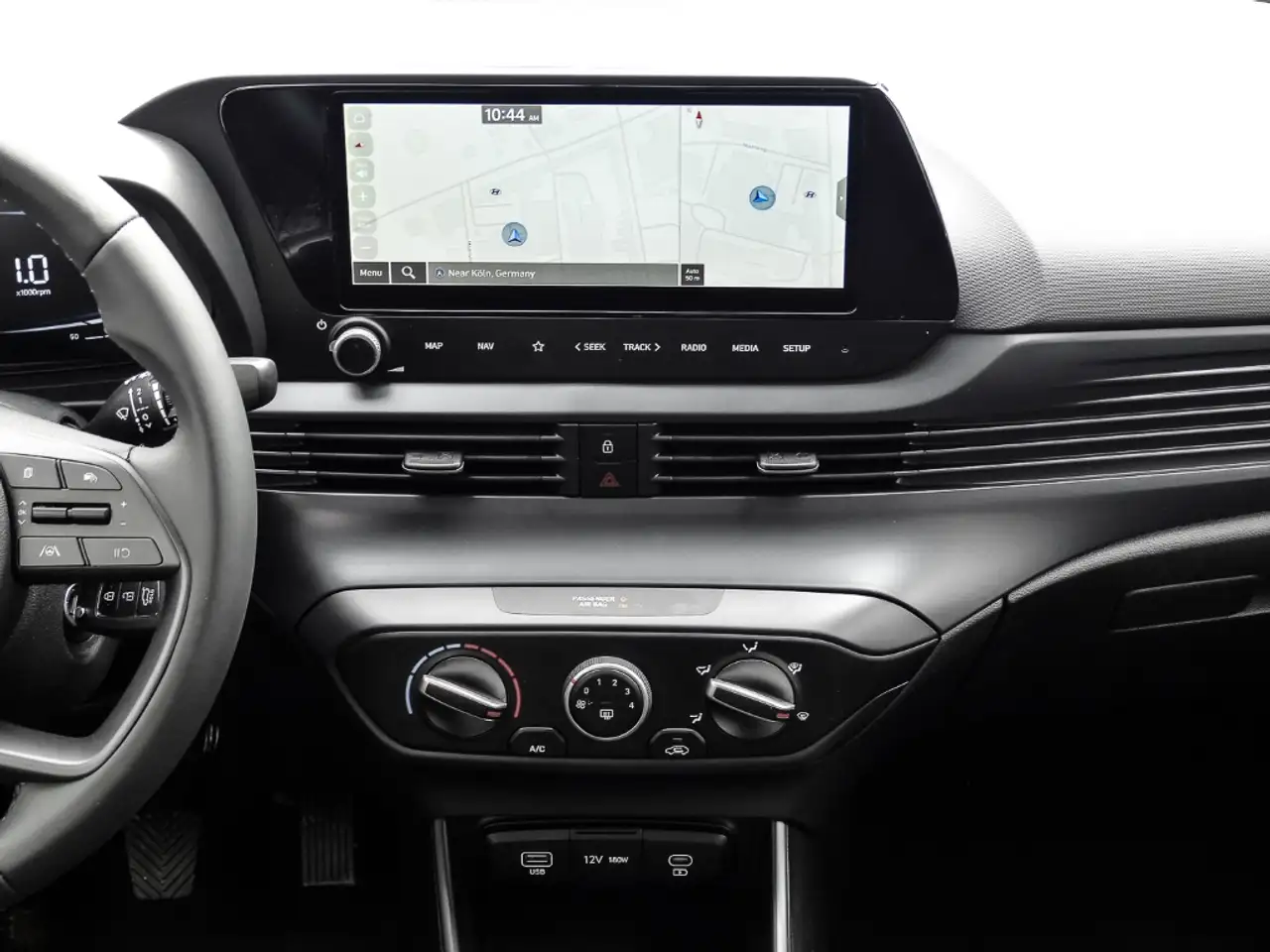 Hyundai i20 6
